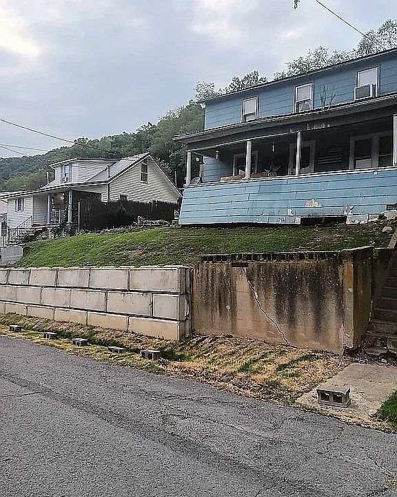2nd image of 573 Alley Addition Street
