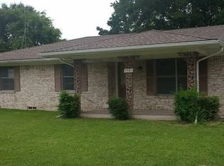 2701 Bois D Arc St, Commerce, TX 75428