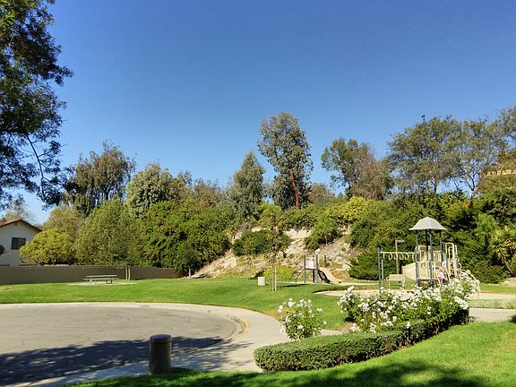 5th image of 1767 Orinda Ct