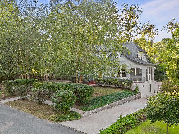 5th image of 111 Vista Dr