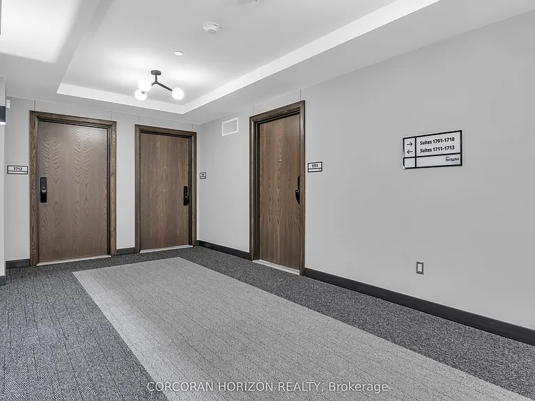 741 King St W #1711 — Photo 8