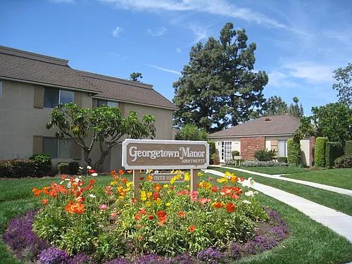 Georgetown Manor Apartments Photo 1