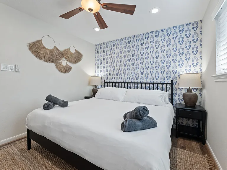 9123 Kerr Dr — Photo 42