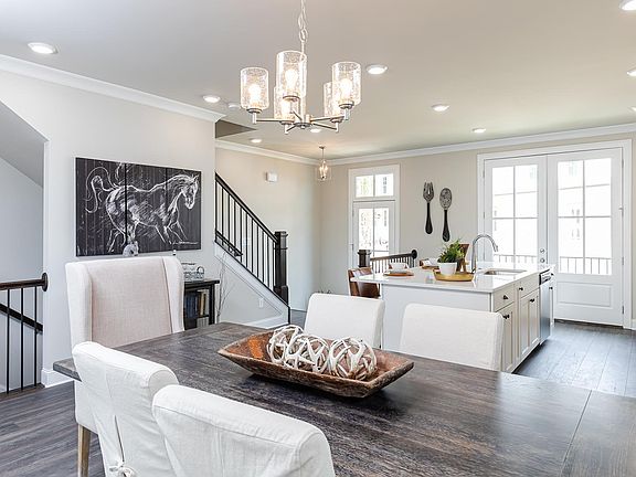 Graham Home Design Dining Room and Kitchen