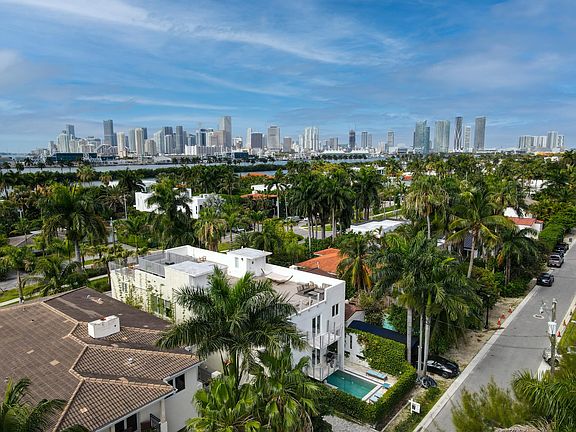 4th image of 213 Palm Ave
