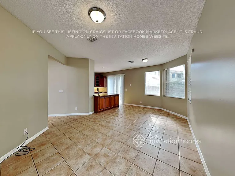 6111 NW 58th Way — Photo 6