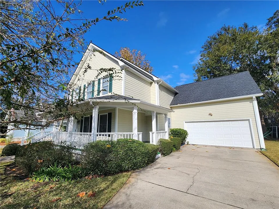 112 Newfield St