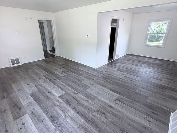2nd image of 2980 9th St