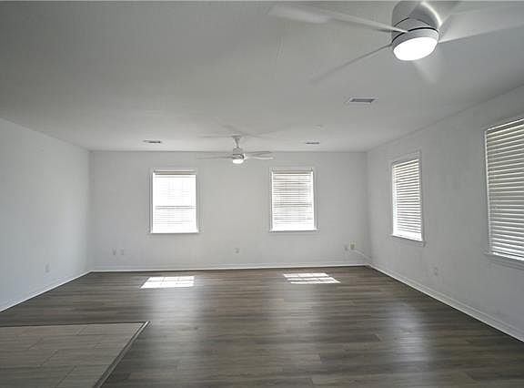 3rd image of 605 Faun St