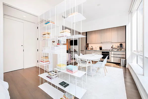 Sold by R New York | media 61