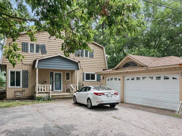 41599 N Lotus Ave, Antioch, IL 60002