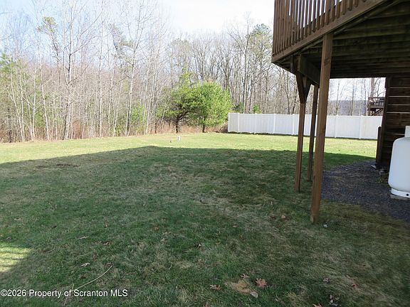 4th image of 230 Juniper Ln