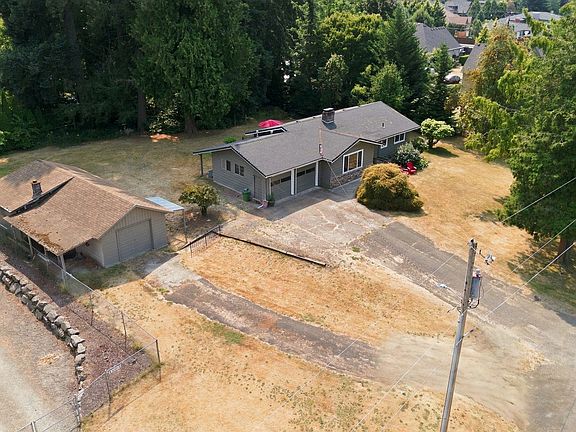 3rd image of 5115 NE 127th St
