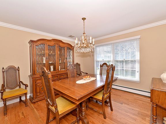 5th image of 10 Norwood Terrace