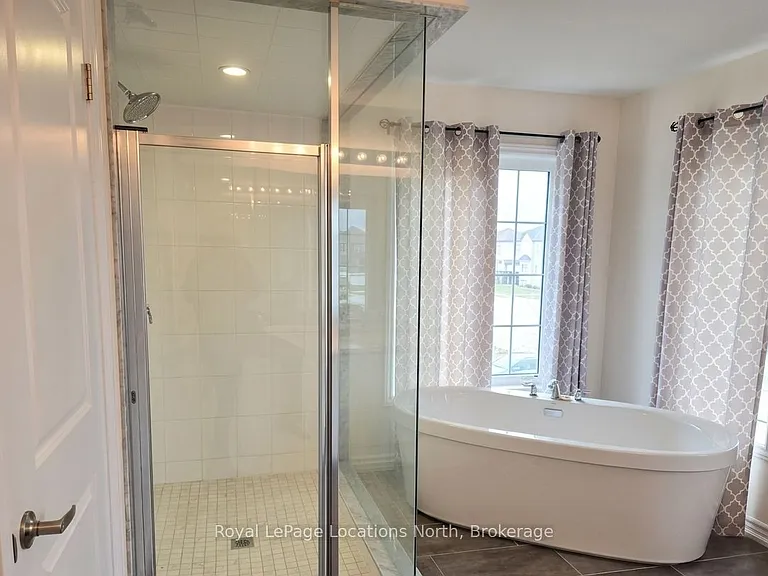 218 Roy Dr — Photo 16