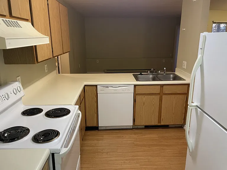 4531 Boardwalk Dr W #Y-Y-2 — Photo 19