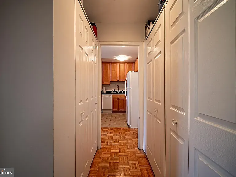 950 25th St NW #606N — Photo 3