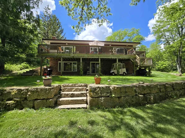 7A135 Turquoise Ln, Apple River, IL 61001