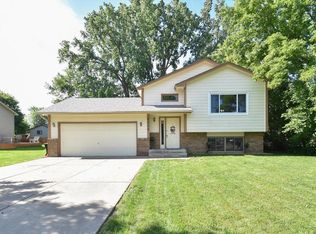 2536 131st Ave NW, Coon Rapids, MN 55448