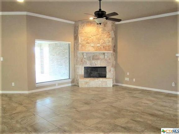 4th image of 3102 Crystal Ann Dr