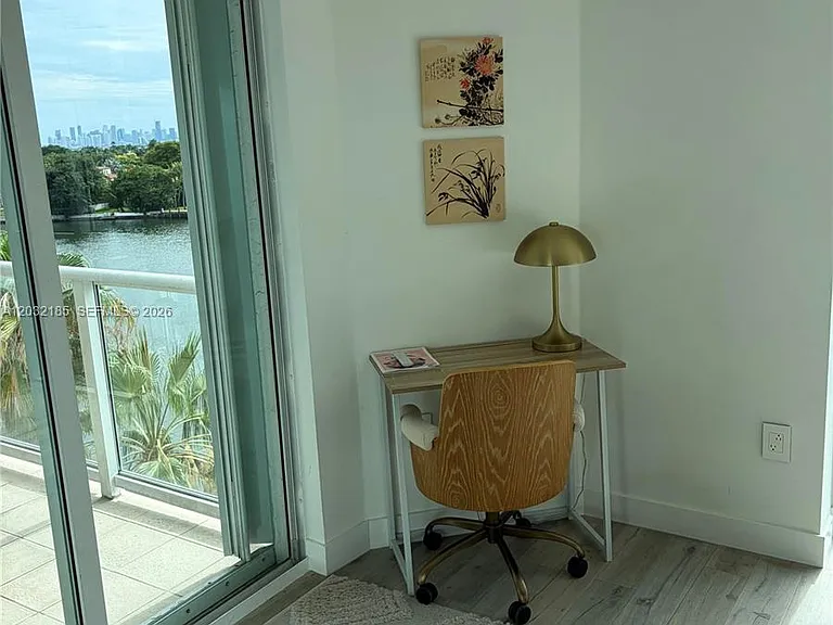 5900 Collins Ave #702 — Photo 14