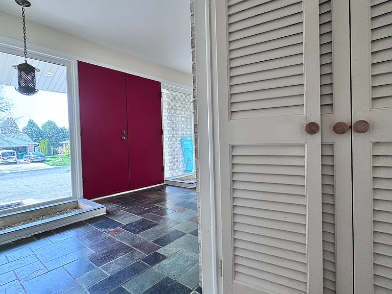 6026 Clubhouse Ln — Photo 15