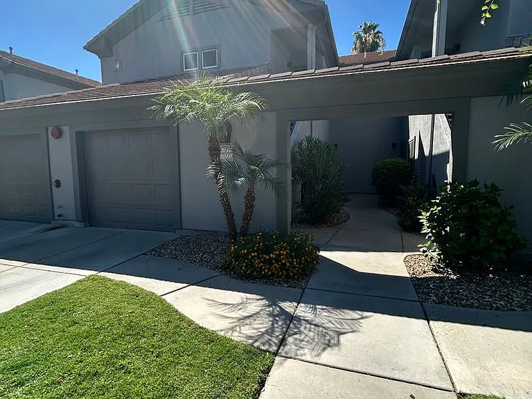 7401 W Arrowhead Clubhouse Dr #1010 — Photo 1