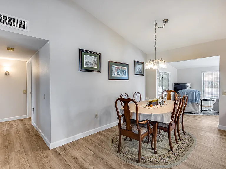 21423 N Palm Desert Dr — Photo 5