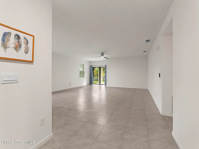 7349 Tourmaline Dr — Photo 3