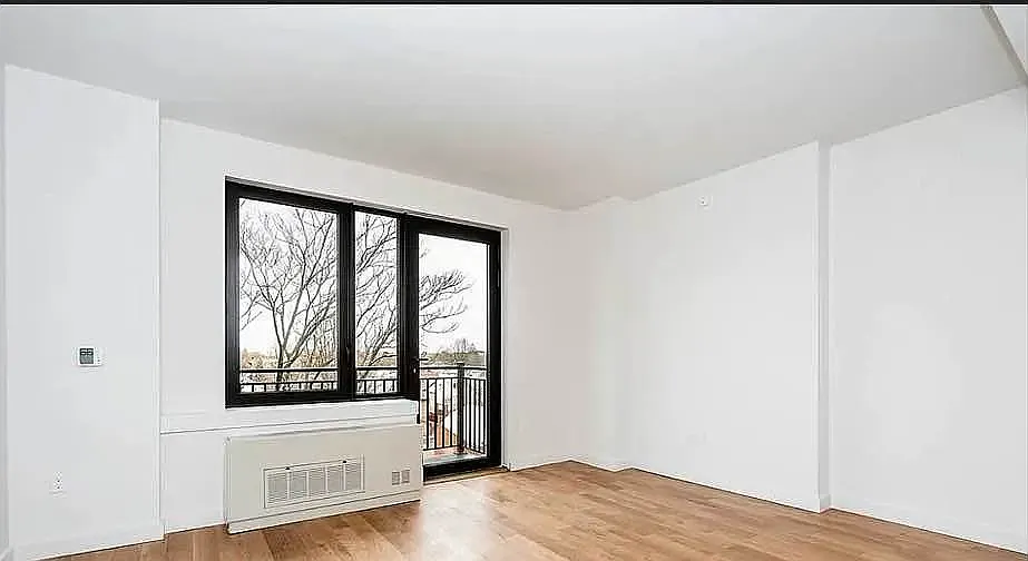 1802 Ocean Avenue — Photo 4