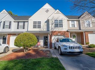 10061 University Park Ln, Charlotte, NC 28213