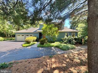 406 E Hazel Ave, Marietta, PA 17547