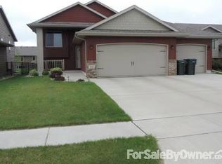 4517 S Wassom Ave, Sioux Falls, SD 57106