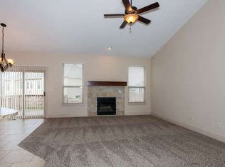 1623 N Chapel Hill St, Wichita, KS 67206