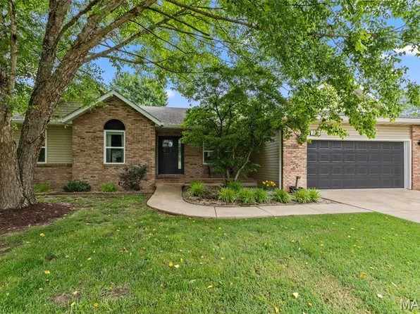 236 S Meadow Ridge Trl, Edwardsville, IL 62025