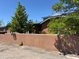 1159 Coriander Rd, Santa Fe, NM 87507