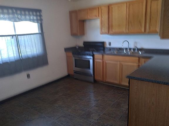 2nd image of 420 Kelso Dr #D