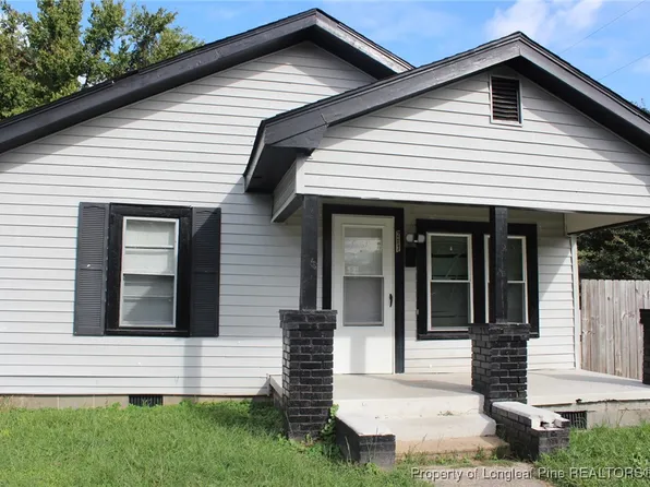 217 S Racepath St, Fayetteville, NC 28301