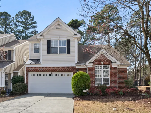 7841 Cape Charles Dr, Raleigh, NC 27617