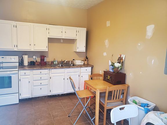 5th image of 35 Stage Rd