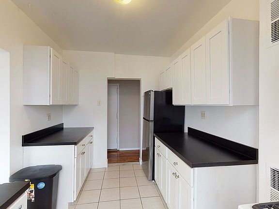 5th image of 180 Claremont Ave APT 34