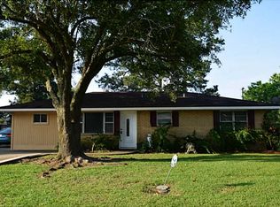 1221 Elizabeth St, Westlake, LA 70669