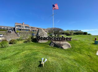 727 Old Montauk Hwy #106, Montauk, NY 11954