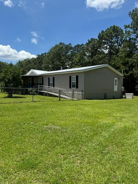 1st image of 451B Oscar Lee Rd