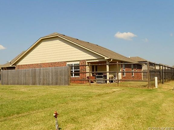 4th image of 127 Dp Newman Cir