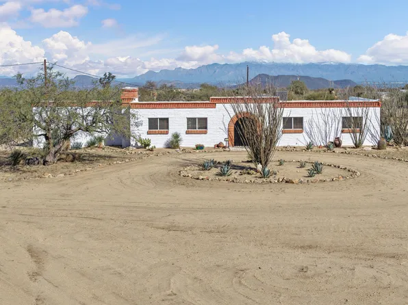 7640 W Maverick Rd, Sahuarita, AZ 85629