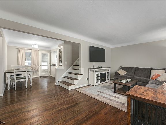 2nd image of 6590 Indiana Ave