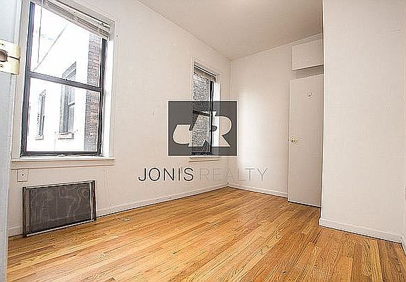 3rd image of 145 2nd Ave APT 18
