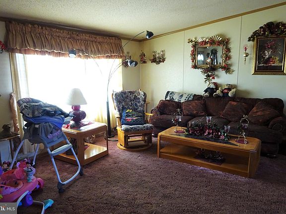3rd image of 11171 Katie Ln