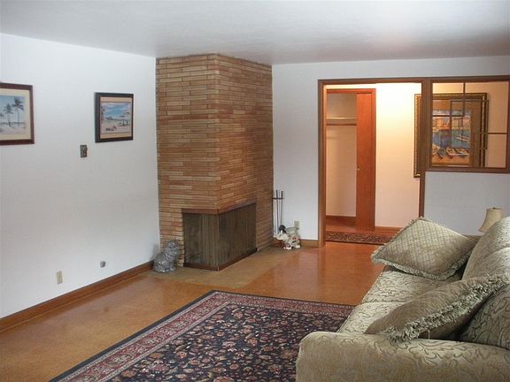 4th image of 13126 E Blossey Ave